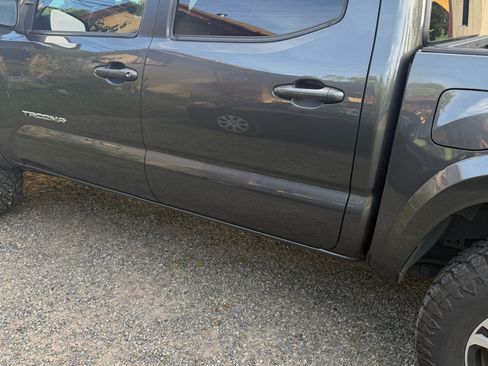 Used 2017 Toyota Tacoma TRD Sport RWD image 14