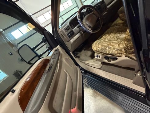 Used 2000 Ford F250 4x4 SuperCab Super Duty image 10