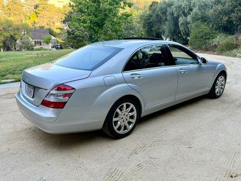 Used 2007 Mercedes-Benz S 550 image 6