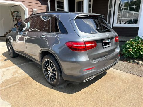 Used 2019 Mercedes-Benz GLC 300 4MATIC image 6