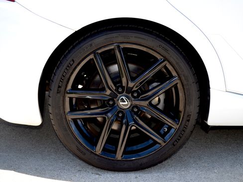 Used 2018 Lexus IS 300 F Sport w/ F Sport Package image 25