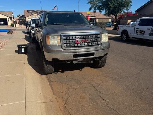 Used 2012 GMC Sierra 3500 SLE w/ SLE Preferred Package image 2