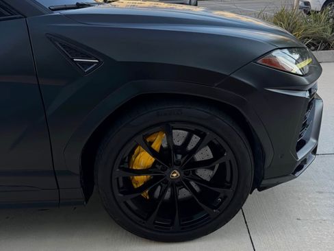 Used 2019 Lamborghini Urus AWD/4WD image 4