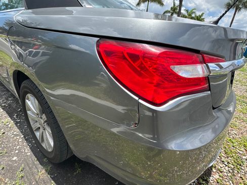 Used 2012 Chrysler 200 Touring image 6