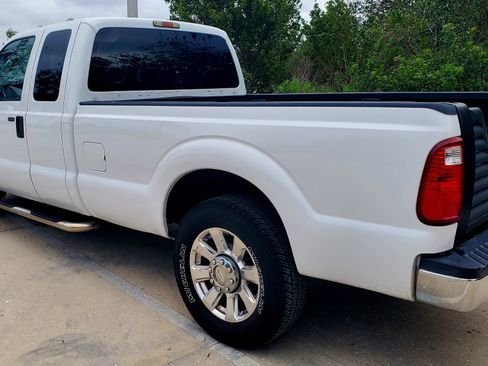 Used 2010 Ford F250 XLT image 5