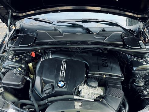 Used 2011 BMW 335i Coupe image 11