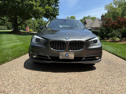 Used 2014 BMW 535i Gran Turismo xDrive AWD/4WD image 2