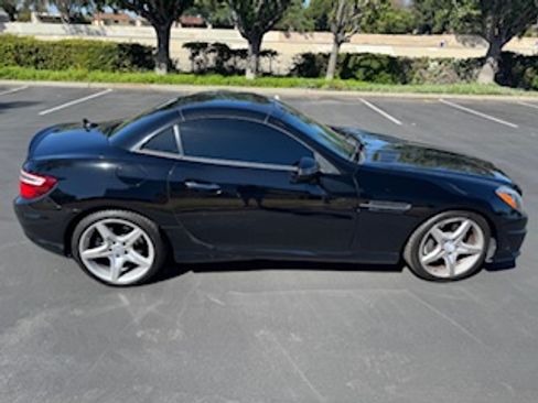 Used 2013 Mercedes-Benz SLK 250 image 6