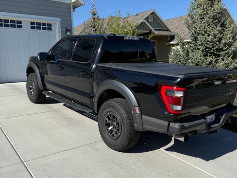 Used 2021 Ford F150 Raptor w/ Raptor 37 Performance Package AWD/4WD image 18