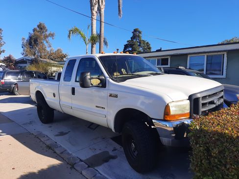 Used 2001 Ford F350 4x4 SuperCab Super Duty image 11