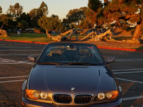Used 2004 BMW 325Ci Convertible image 9