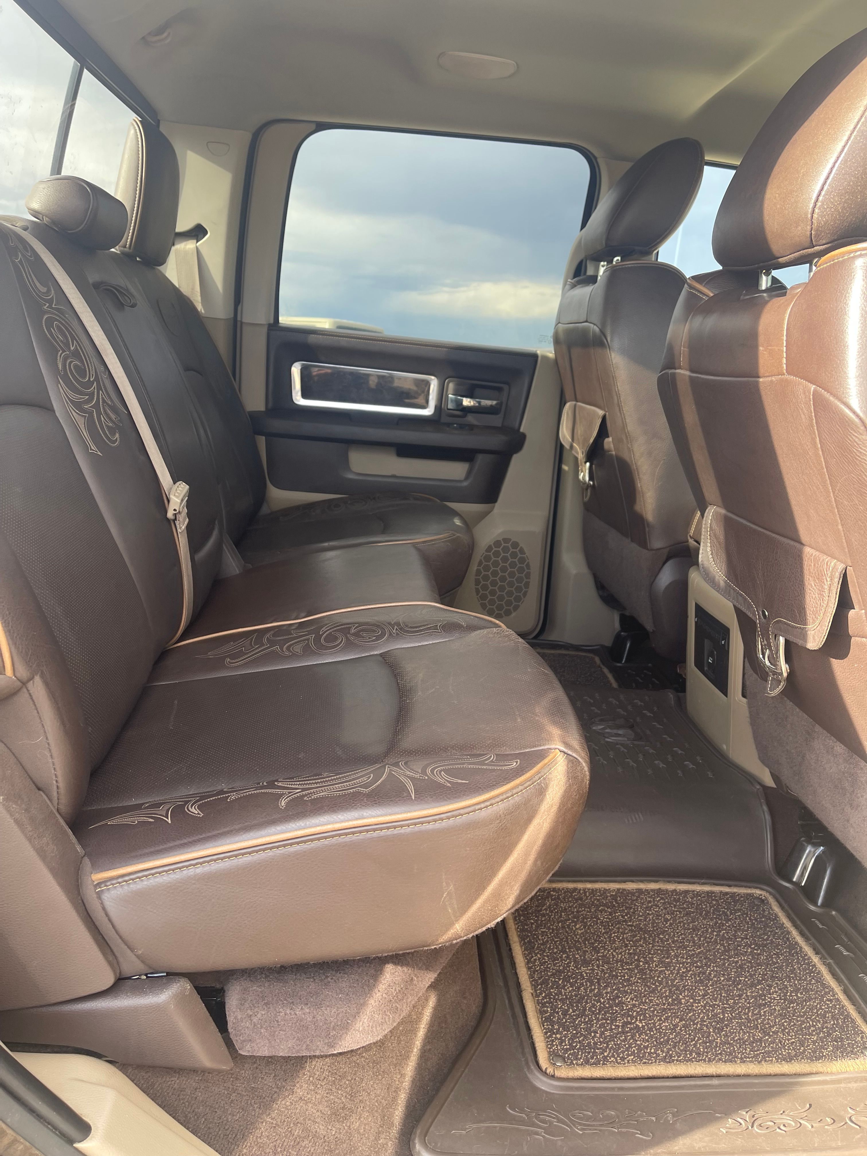 Used 2011 RAM 2500 Longhorn w/ Protection Group AWD/4WD image 5