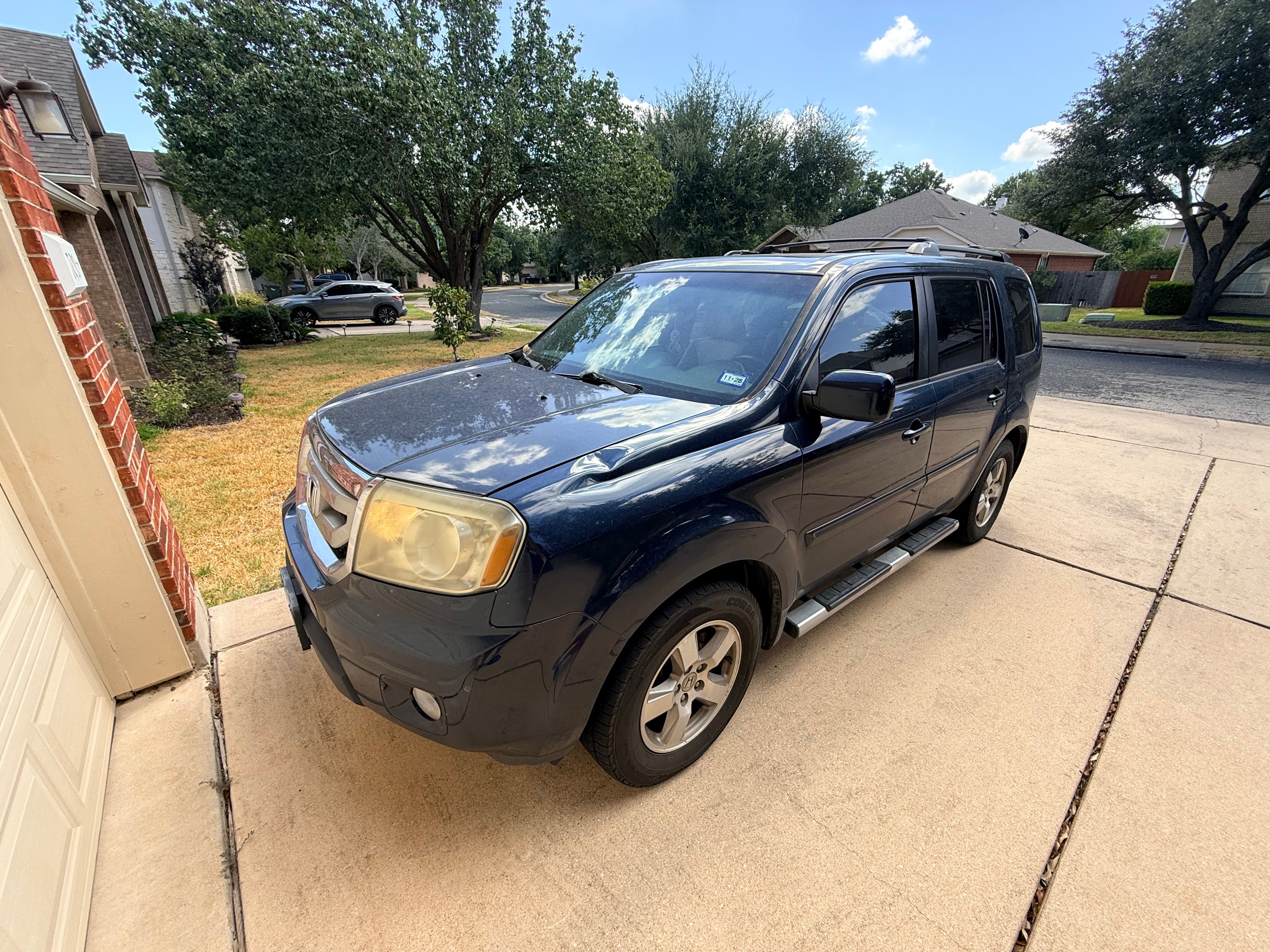 Used 2011 Honda Pilot EX-L image 2