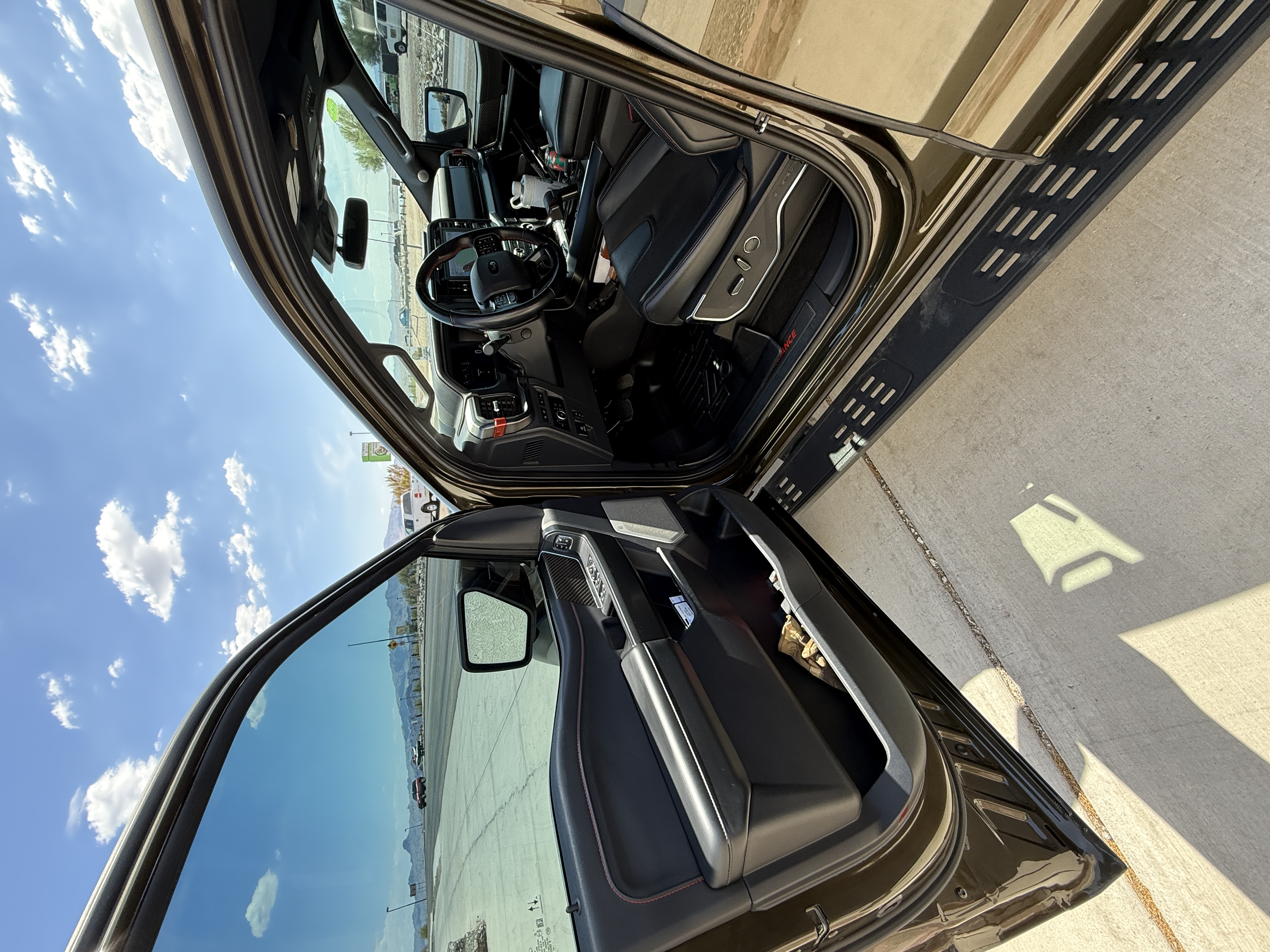 Used 2024 Ford F150 Raptor AWD/4WD image 9