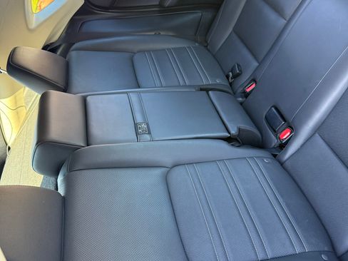 Used 2018 Lexus NX 300h AWD w/ Premium Package image 8
