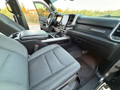 Used 2019 RAM 1500 Big Horn image 18