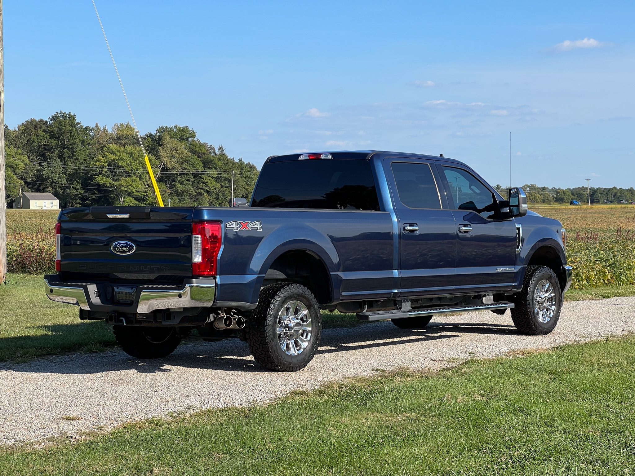 Used 2019 Ford F350 XLT w/ XLT Premium Package AWD/4WD image 6