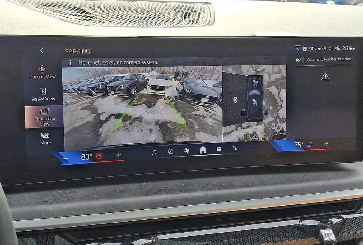 Used 2026 BMW X7 xDrive40i w/ M Sport Package AWD/4WD image 26
