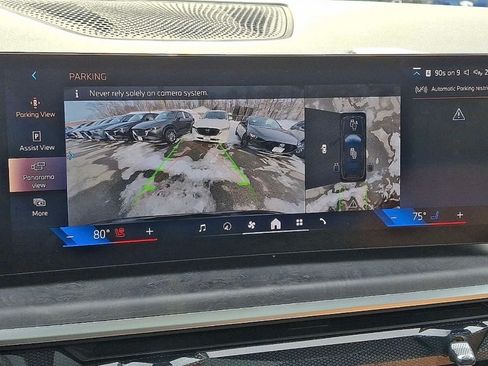Used 2026 BMW X7 xDrive40i w/ M Sport Package AWD/4WD image 26
