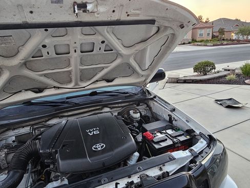 Used 2009 Toyota Tacoma PreRunner RWD image 15