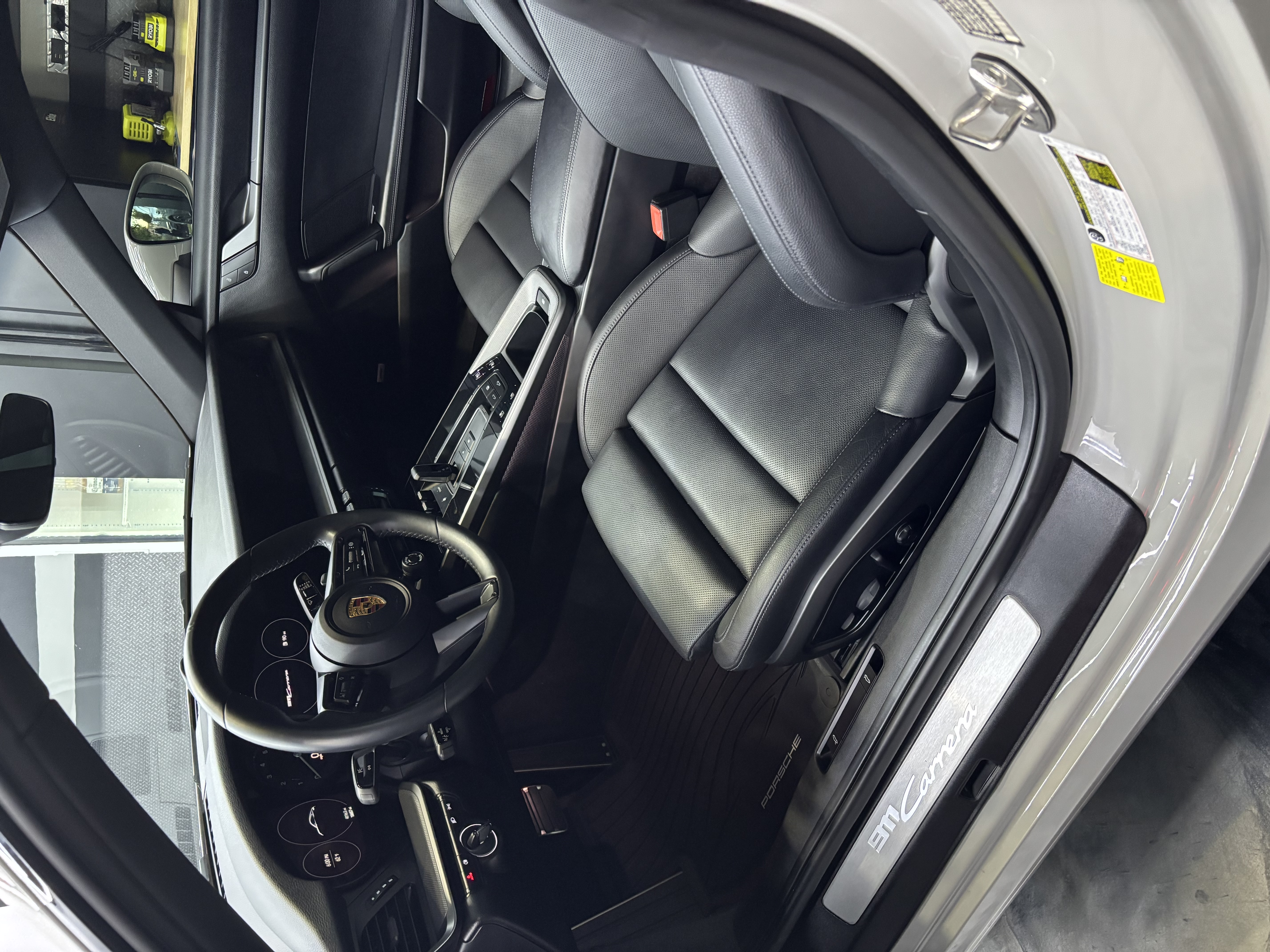 Used 2022 Porsche 911 Carrera image 11