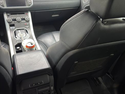 Used 2014 Land Rover Range Rover Evoque Pure Premium image 12