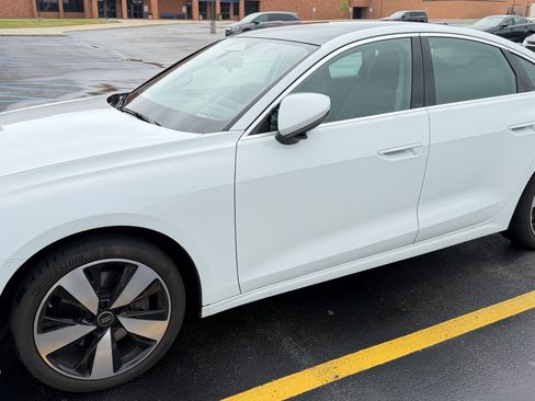 Used 2025 Audi A5 2.0T Premium Plus w/ Premium Plus AWD/4WD image 4