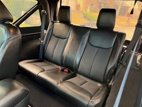 Used 2016 Jeep Wrangler Sahara image 8