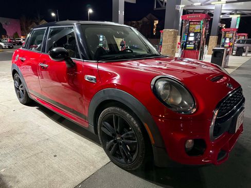 Used 2015 MINI Cooper S FWD image 2