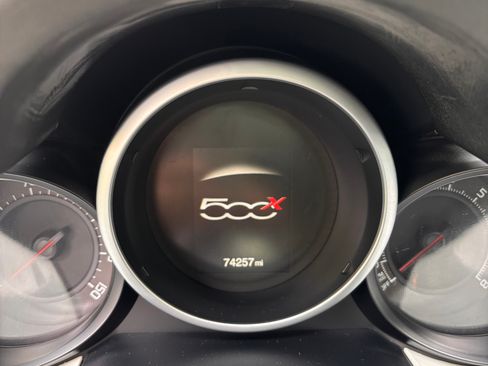 Used 2016 FIAT 500X Lounge image 12