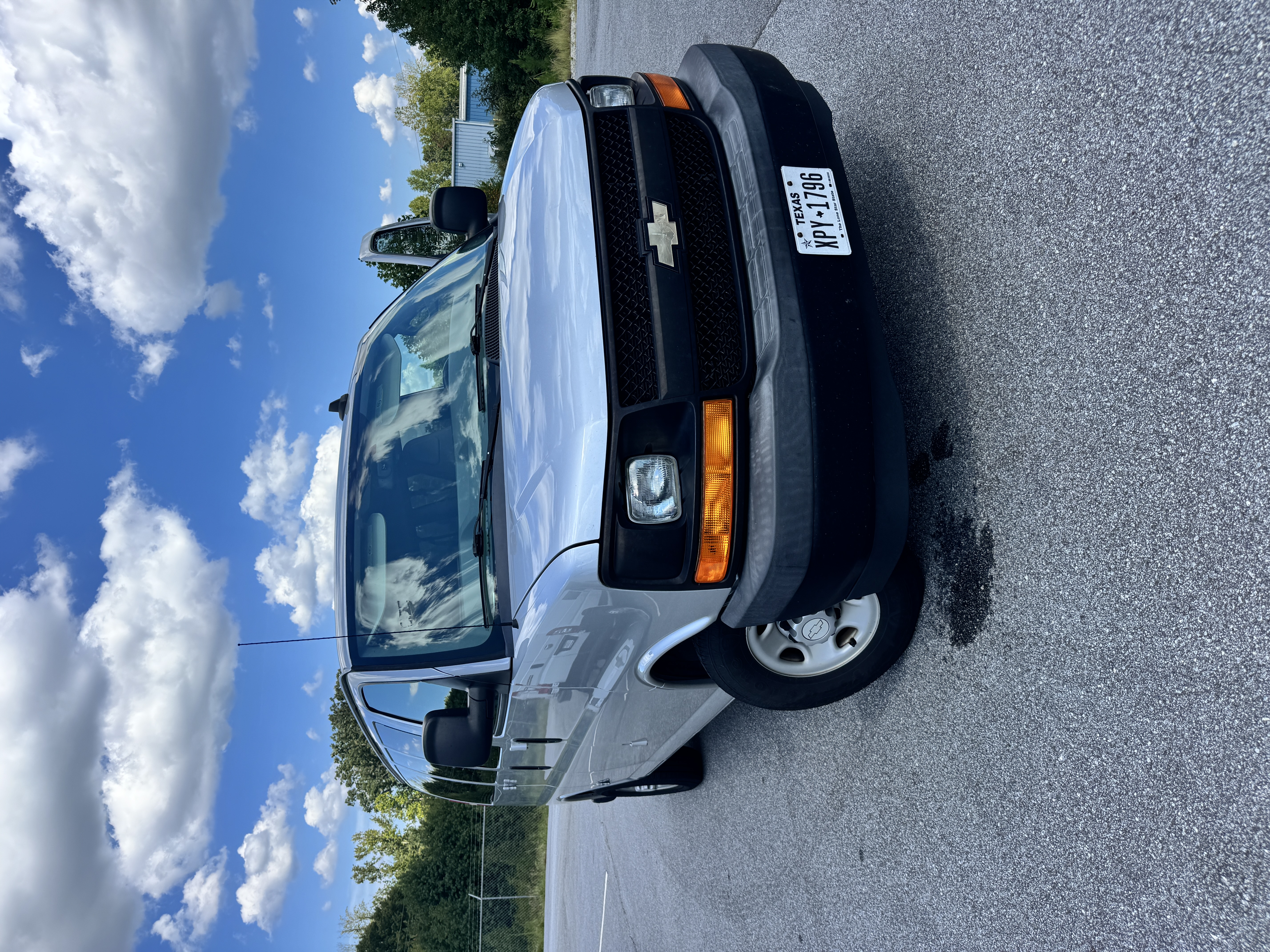 Used 2017 Chevrolet Express 2500 LS RWD image 9