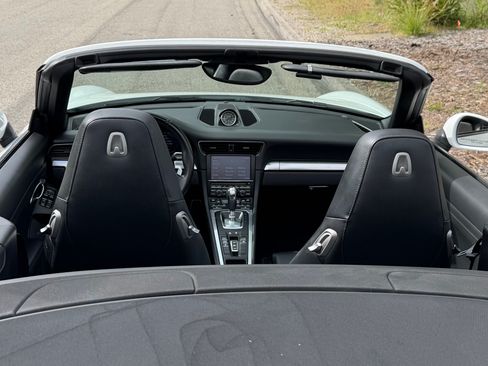 Used 2013 Porsche 911 Carrera image 23