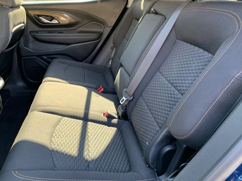 Used 2020 GMC Terrain SLE image 8