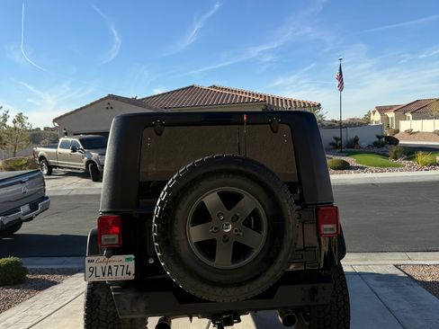 Used 2016 Jeep Wrangler Sport w/ Connectivity Group image 4