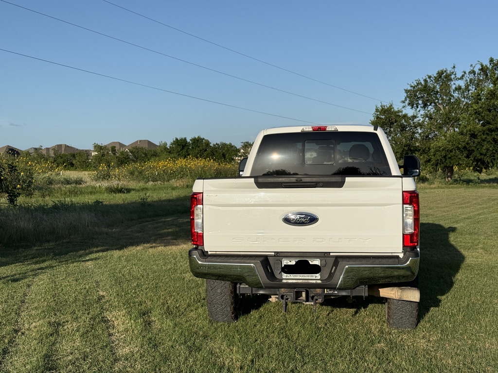 Used 2017 Ford F350 XL w/ STX Appearance Package AWD/4WD image 8