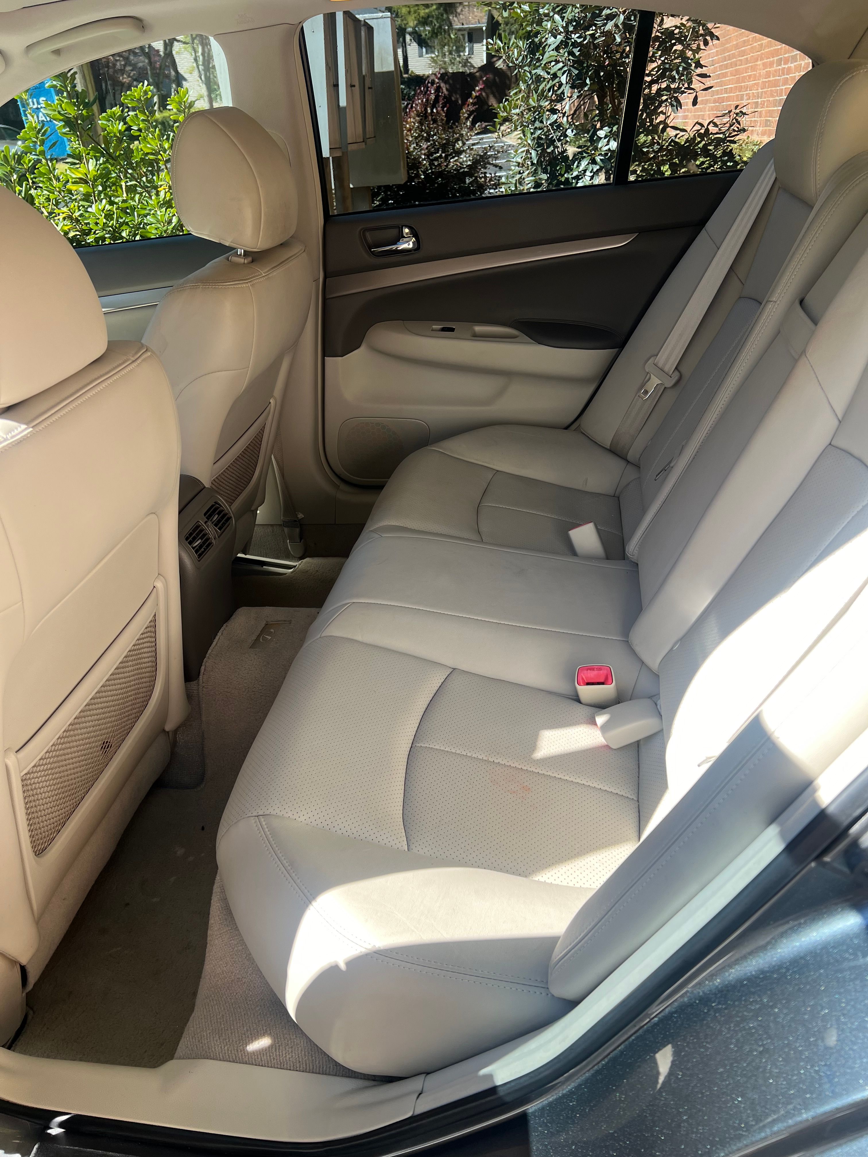 Used 2013 INFINITI G37 Journey w/ Premium Pkg RWD image 6