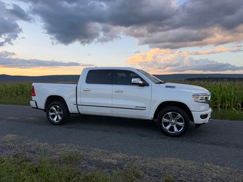 Used 2019 RAM 1500 Limited AWD/4WD image 24