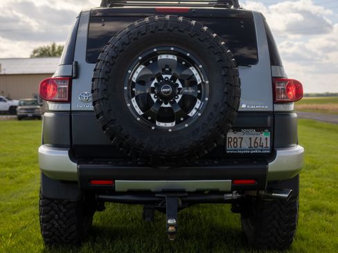 Used 2009 Toyota FJ Cruiser 4WD image 8