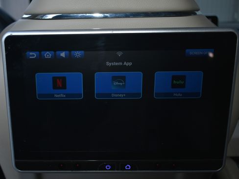 Used 2019 Lincoln Navigator L Reserve image 13