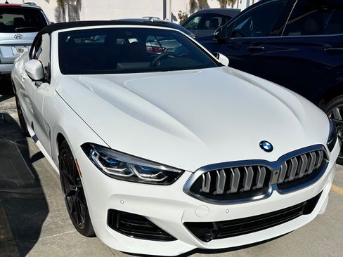 Used 2024 BMW 840i Convertible w/ Comfort Seating Package image 5
