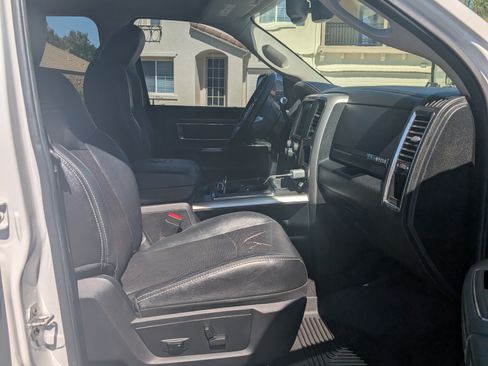 Used 2015 RAM 2500 Laramie image 14