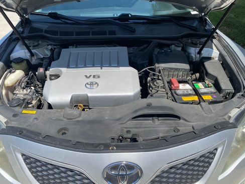 Used 2011 Toyota Camry SE image 14