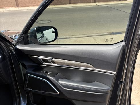 Used 2021 Kia Telluride EX image 29