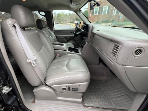 Used 2004 Chevrolet Silverado 1500 4x4 Crew Cab w/ Z71 Convenience Package 2 image 12