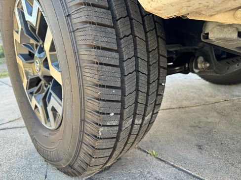 Used 2018 Toyota Tacoma SR5 image 20