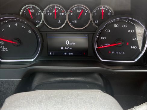 Used 2020 Chevrolet Silverado 1500 RST w/ Texas Edition RWD image 13