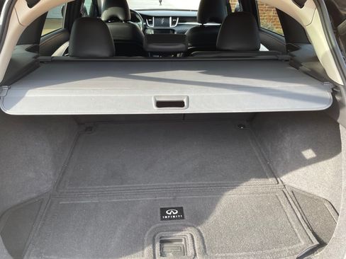 Used 2019 INFINITI QX50 Luxe w/ Navigation Package image 11