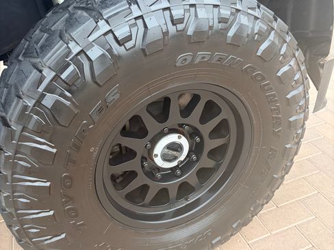 Used 2023 Ford F250 Lariat w/ Lariat Ultimate Package image 19