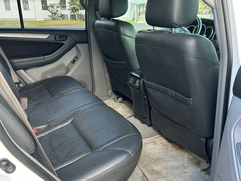 Used 2007 Toyota 4Runner Sport image 9