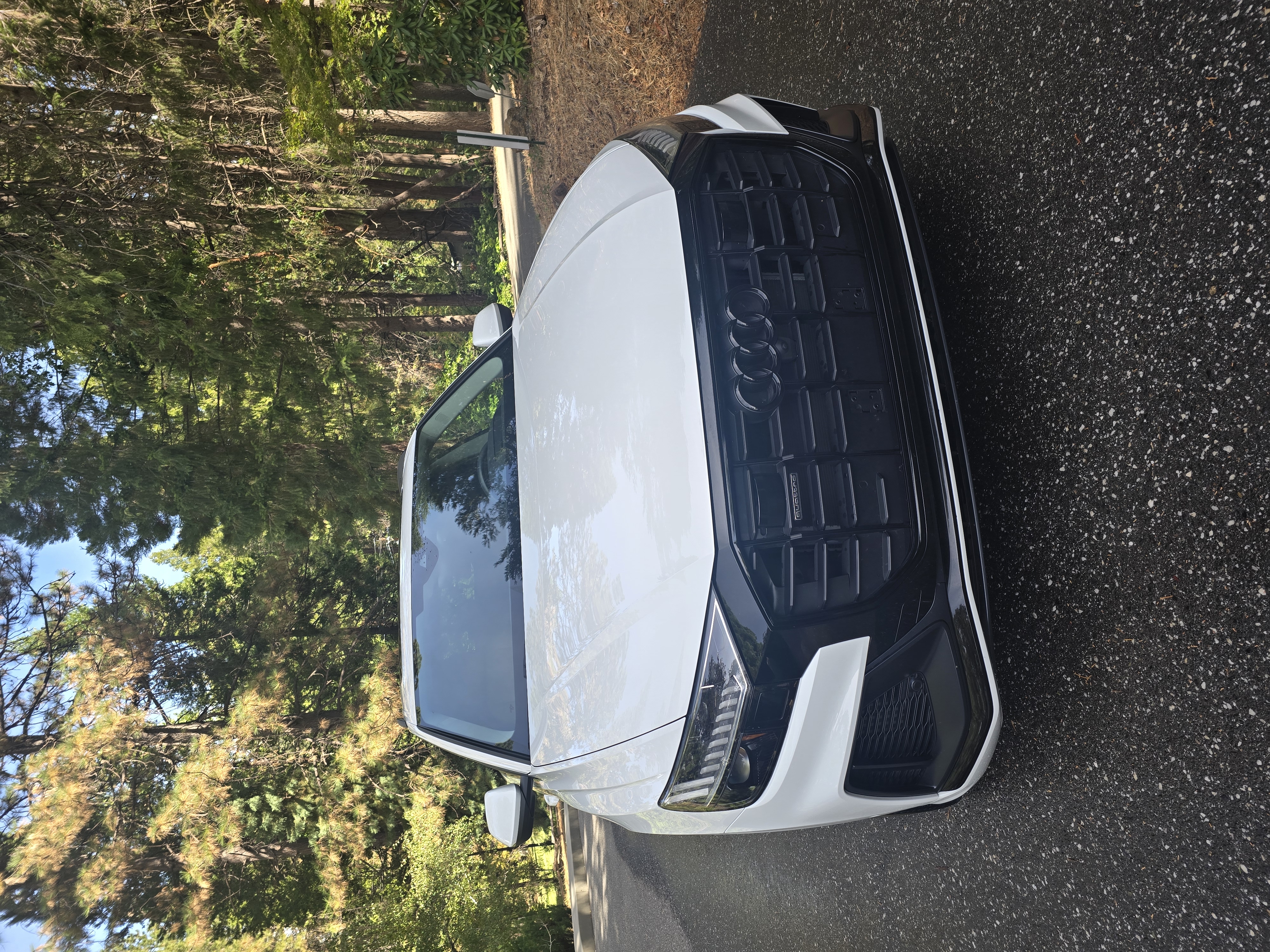 Used 2023 Audi Q8 Prestige AWD/4WD image 11